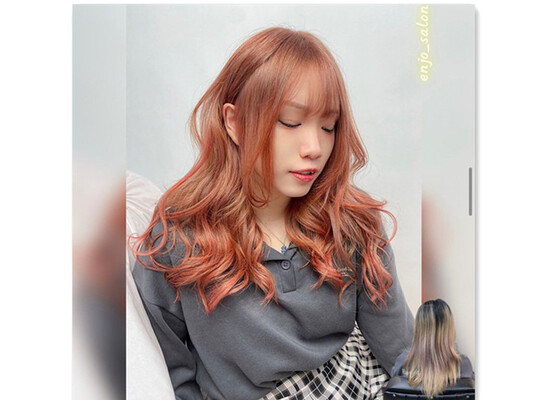 特殊色染髮 -  玫瑰金 x 微捲髪